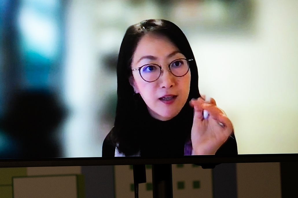 安岡美佳氏のオンライン参加の様子