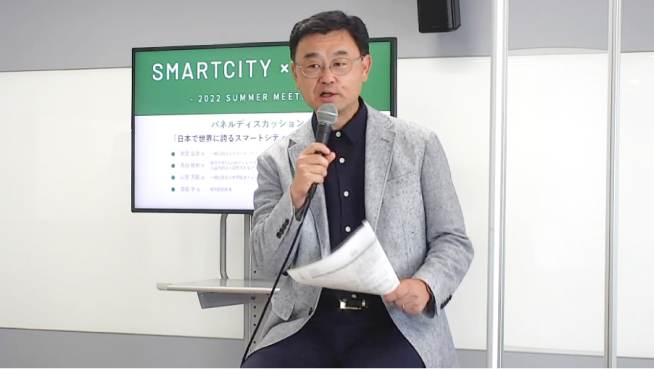 写真:パネルディスカッションで話している南雲岳彦