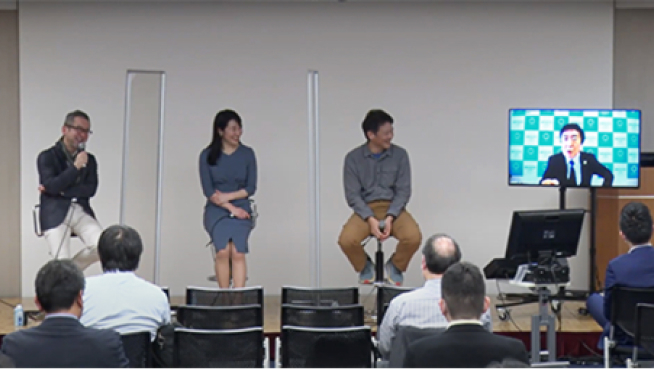 写真:トークセッションを行う太田直樹 氏、越直美 氏、山本龍 氏、宮坂学 氏